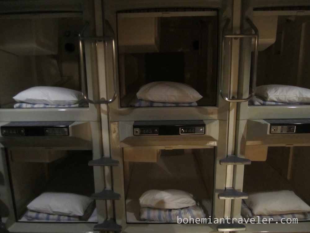 capsule hotel in japan